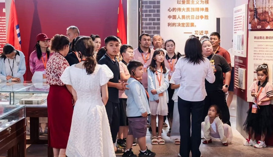 “我家来了‘新疆亲戚’”，浦莎最美家庭在沪共话“好家风”